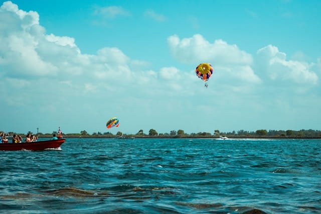 devon-daniel-JjuvyjRmw0k-unsplash