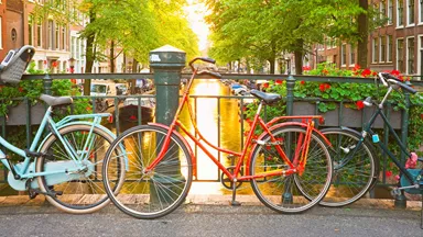 bike-canal-amsterdam-netherlands-1