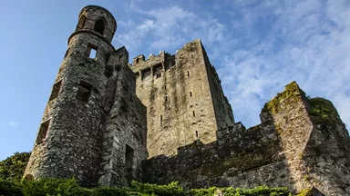 blarney-castle-cork-ireland-4