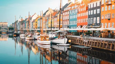 boats-nyhavn-canal-copenhagen-denmark-2