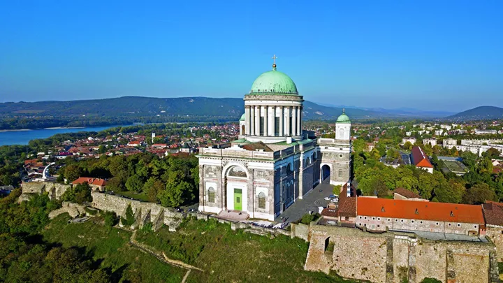 esztergom-basilica-hungary-300ttcgy2021rtd-18