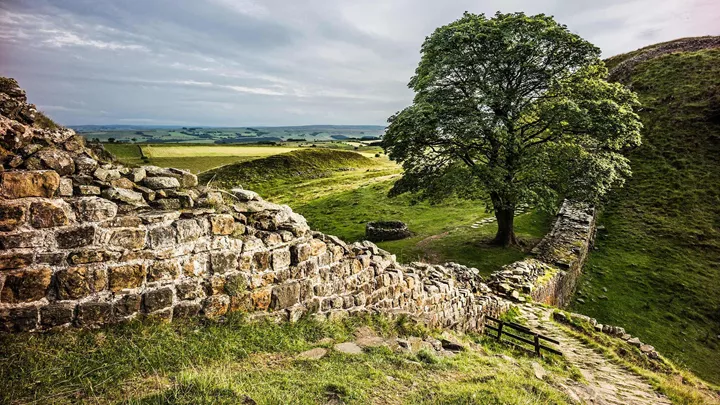 hadrians-wall-carlisle-england-2