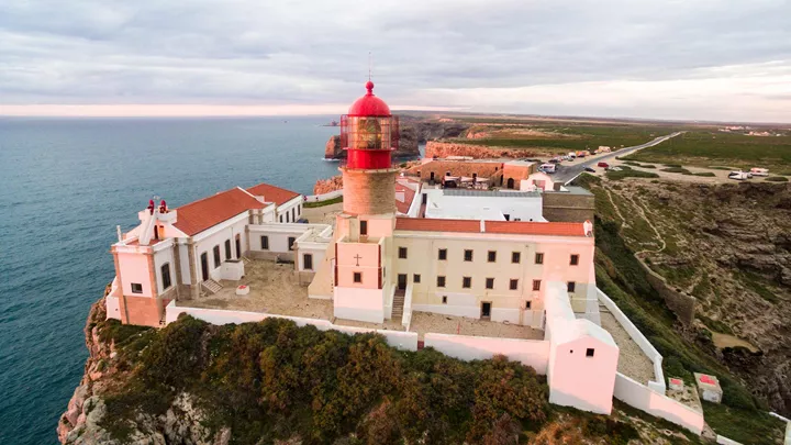 lighthouse-cape-st-vincent-portugal-1