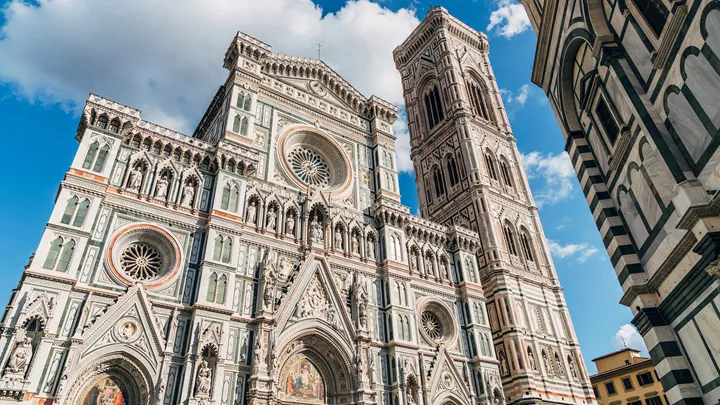 low-angle-duomo-florence-italy-16