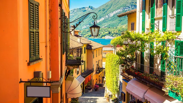 old-town-lake-como-italy-1