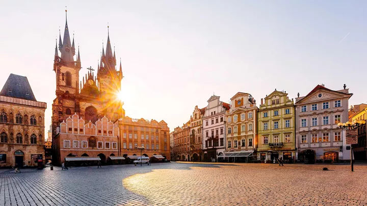 old-town-square-prague-czech-republic-1