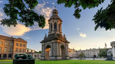 trinity-college-dublin-ireland-3