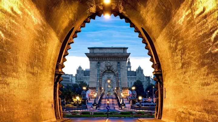 welcome-to-budapest-hungary-17
