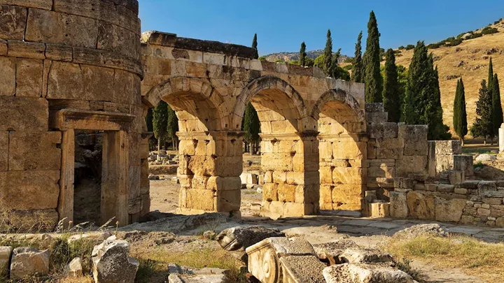 frontinus-gate-hierapolis-turkey-1