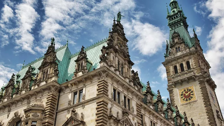 hamburg-city-hall-germany-1