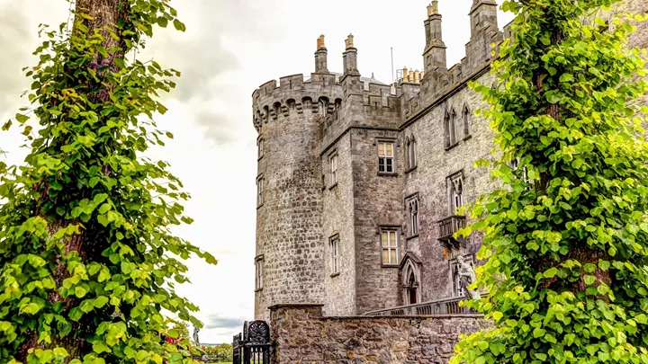 kilkenny-castle-kilkenny-ireland-1