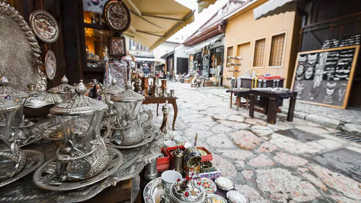 market-old-town-sarajevo-bosnia-herzegovina-1