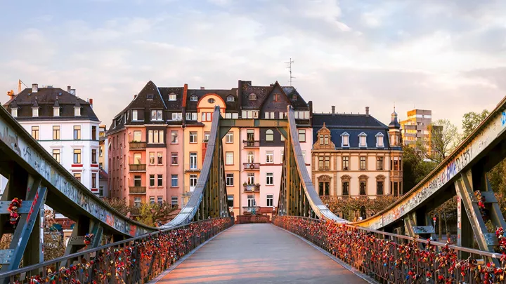 the-eiserner-steg-frankfurt-germany-1