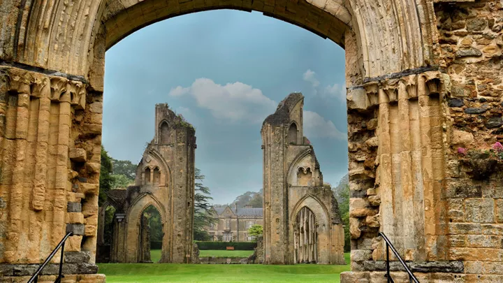177_great-church-glastonbury-abbey-glastonbury-england-1