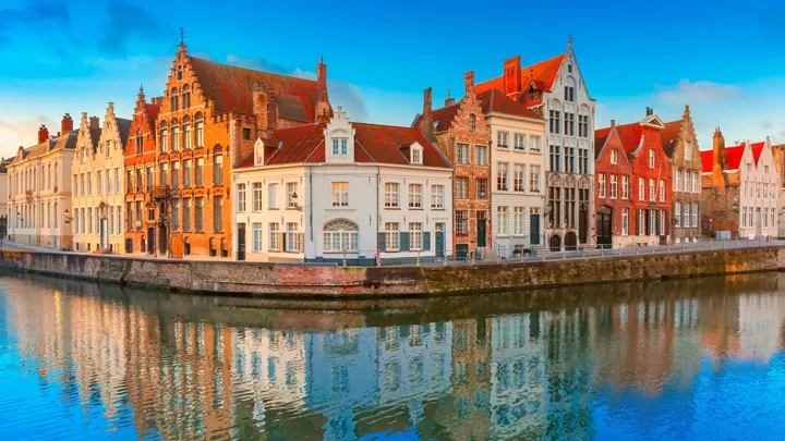 77_bruges-canal-spiegelrei-bruges-belgium-16