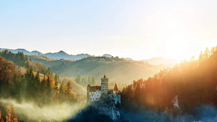 bran-castle-brasov-romania-2