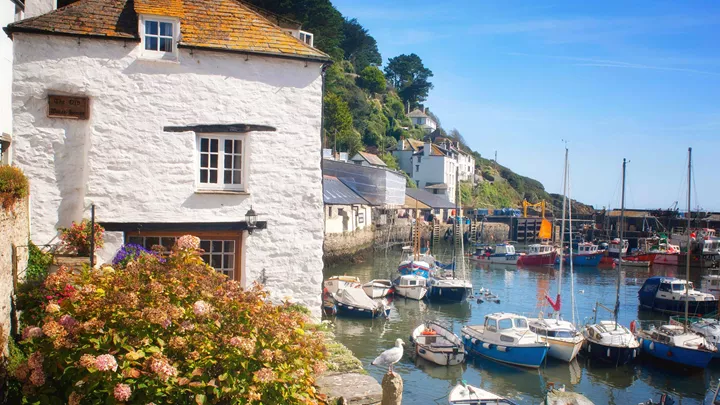 fishermans-cottage-polperro-cornwall-england-1