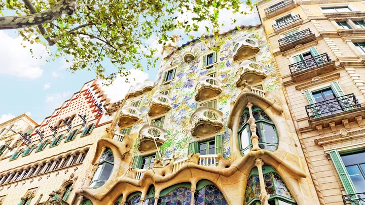 gaudi-caso-batlo-barcelona-spain-14