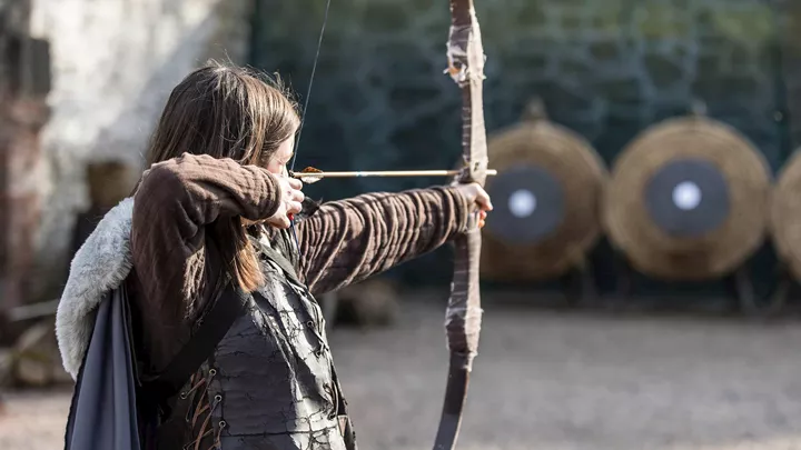 girl-archery-winterfell-castle-northern-ireland-1