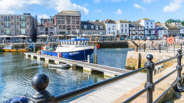 harbour-buildings-plymouth-england-16
