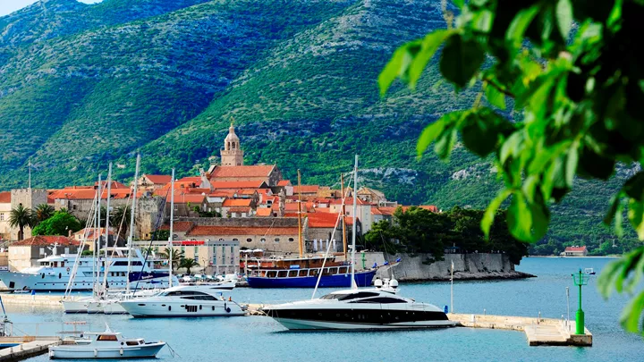 harbour-old-town-korcula-croatia-16