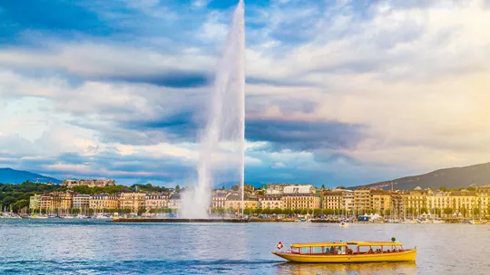 jet-deau-lake-geneva-switzerland-1