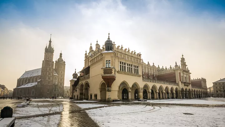 krakow-market-square-poland-1