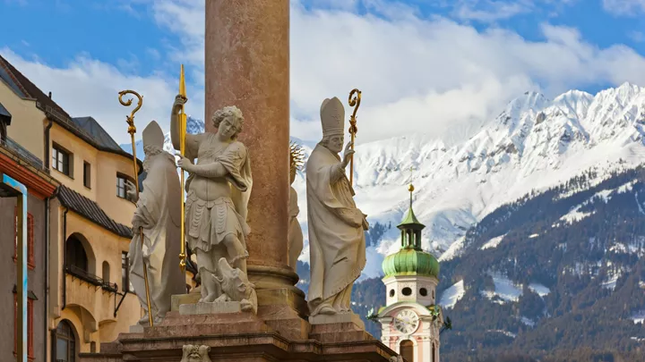 lady-statue-innsbruck-austria-17