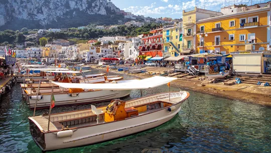 marina-grande-capri-island-italy-1