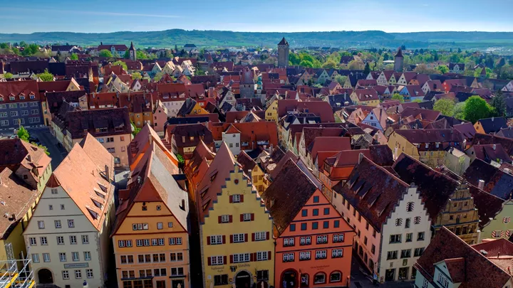 medieval-rothenburg-ob-der-tauber-bavaria-germany-18