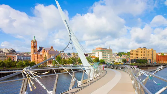 peace-bridge-derry-northern-ireland-3