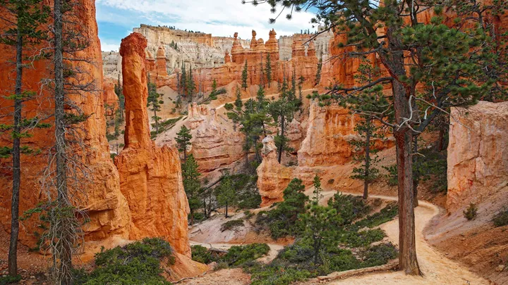 peekaboo-trail-bryce-canyon-national-park-usa-17