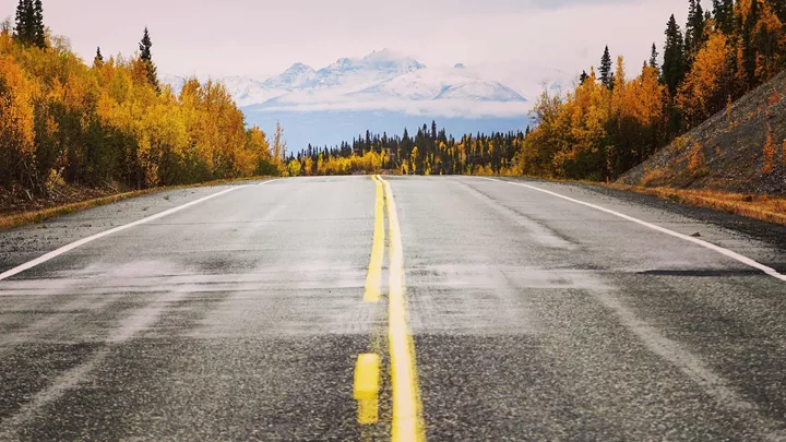 road-valdez-alaska-usa-1