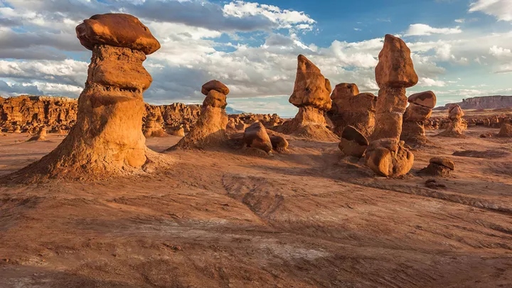 rocks-goblin-valley-usa-1