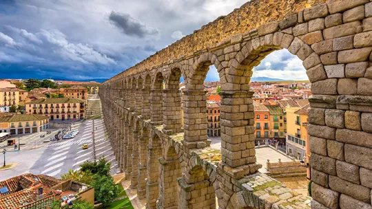 roman-aqueduct-segovia-spain-1