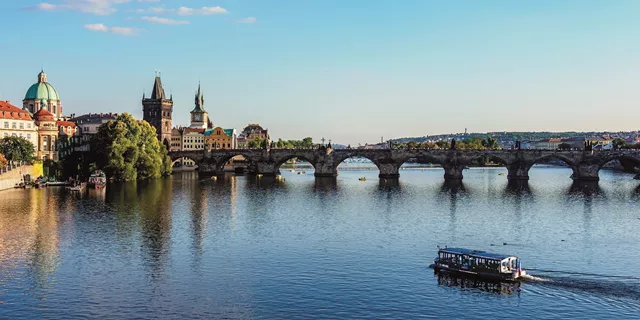 ROMANTIC EUROPEAN (START AMSTERDAM END PARIS CLASSIC GROUP)