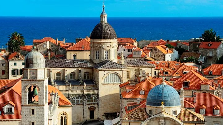 rooftops-old-town-dubrovnik-croatia-16