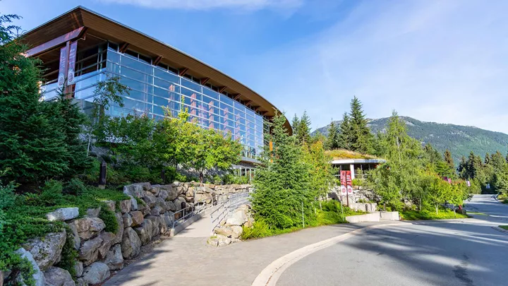 squamish-lil-wat-cultural-centre-whistler-canada-3