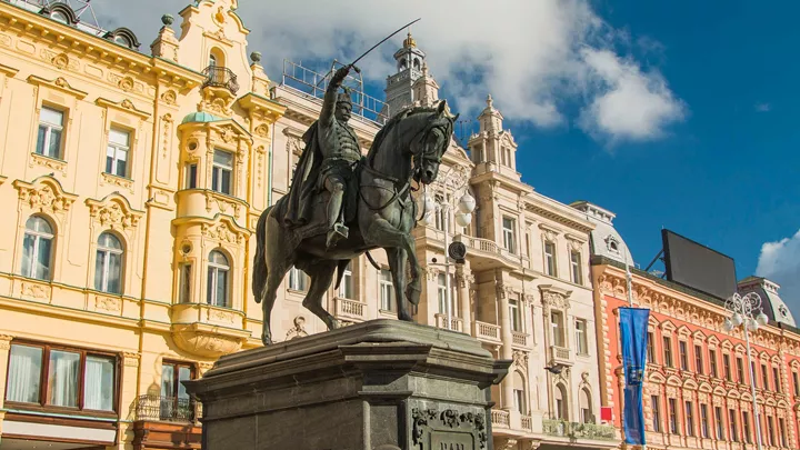 statue-ban-jelacic-zagreb-croatia-1