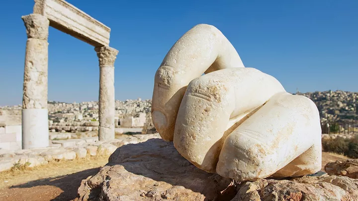 stone-hercules-hand-in-amman-jordan-15
