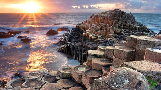 the-giants-causeway-northern-ireland-3