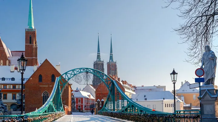 tumski-bridge-wroclaw-poland-1
