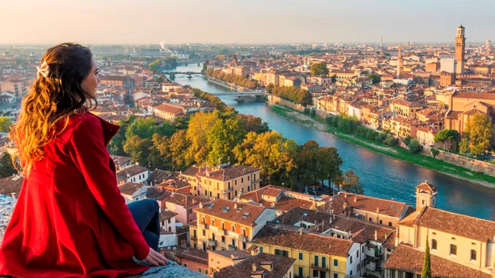 view-of-old-town-verona-italy-18