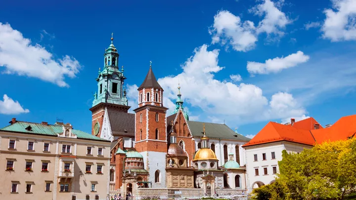 wawel-cathedral-krakow-poland-1