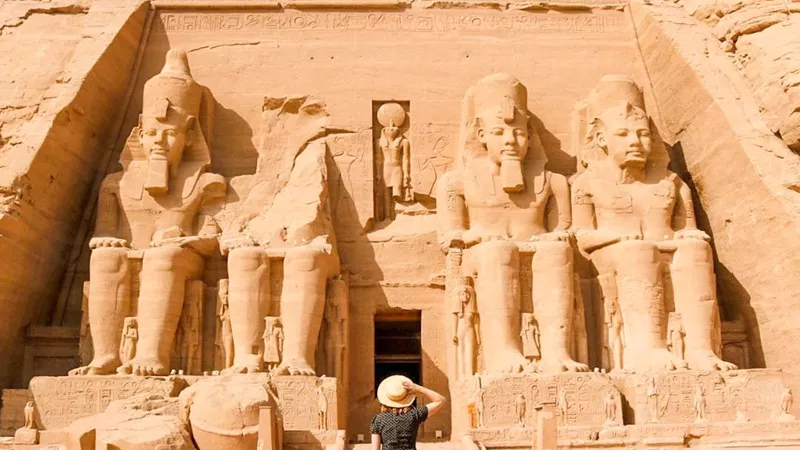 abu-simbel-temples-bus-aswan-egypt-1