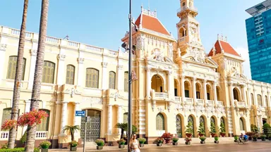 city-hall-ho-chi-minh-city-vietnam-3