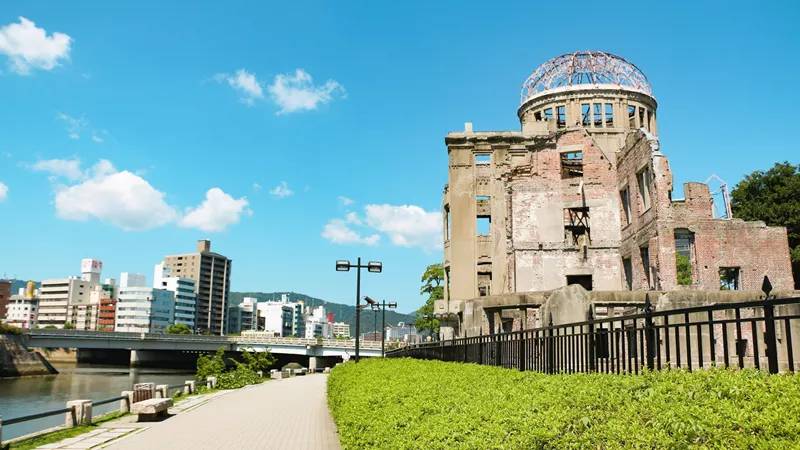 visit-the-peace-place-and-peace-memorial-museum-hiroshima-japan-19