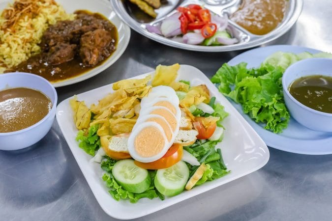 Bangkok street food – Areesaa Lote Dee