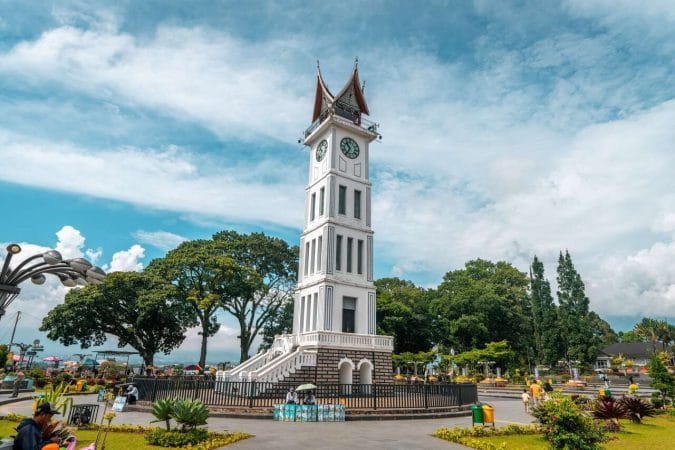 bukittinggi-sumatra-indonesia-travel-photo-20240703164346811-main-image