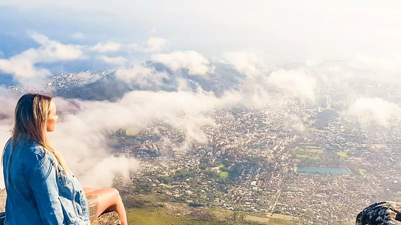 table-mountain-cable-car-cape-town-south-africa-4